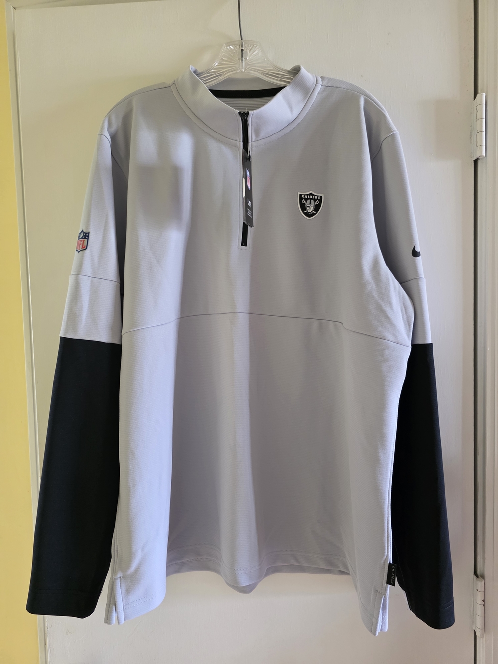 Nike NFL Raiders Gray/Black Quarter-Zip Pullover Jacket